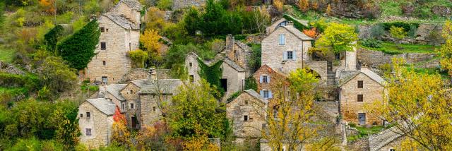 village hauterives automne gorges du tarn rivière