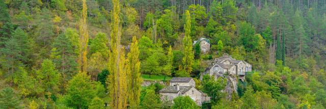 Hameau la Sablière automne gorges du tarn.
