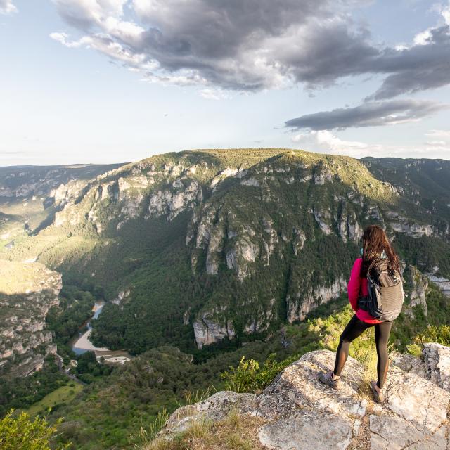 panorama point sublime gorges du tarn hiking