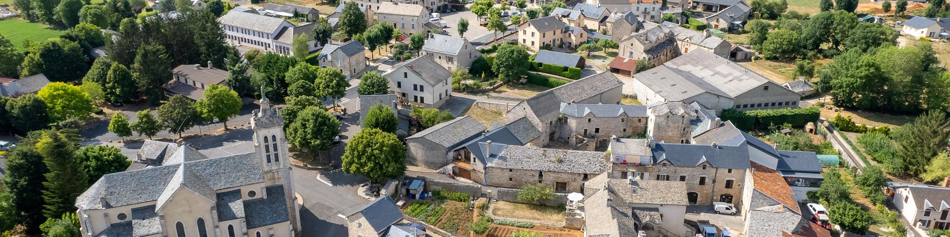 le massegros village causse sauveterre