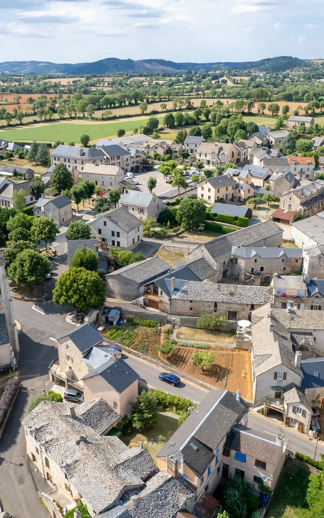 le massegros village causse sauveterre