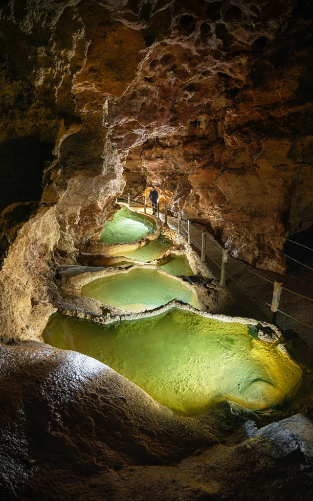 marres naturelles grotte dargilan