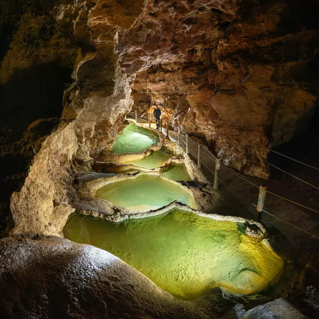marres naturelles grotte dargilan