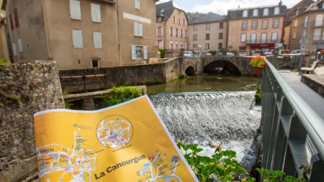 Chasse au trésor géocaching dans les villages de l'Aubrac aux Gorges du Tarn : Les Vignes, Le Massegros, La Canourgue, Chanac, Saint-Germain du Teil