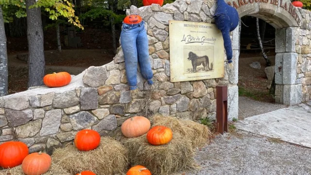 Halloween 2025 loups du gévaudan