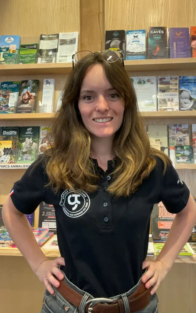 Camille Fages equipe office de tourisme aubrac gorges du tarn