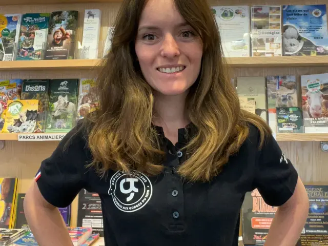 Camille Fages equipe office de tourisme aubrac gorges du tarn