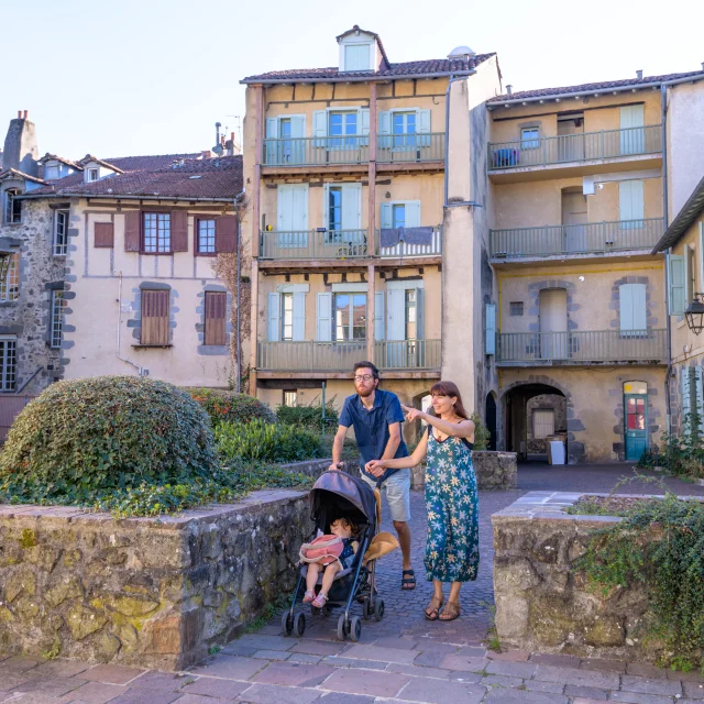 Cour de Noailles