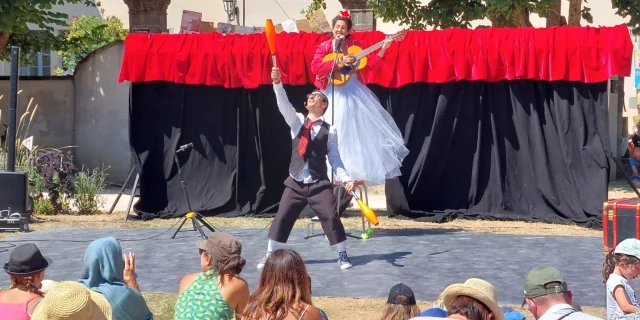 Spectacle du Festival international de théâtre de rue d’Aurillac 2025