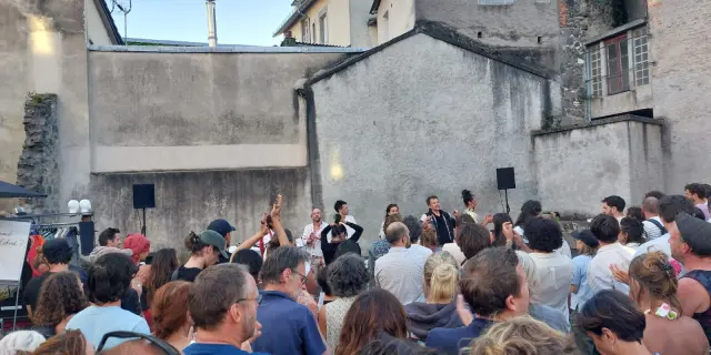 Spectacle du Festival international de théâtre de rue d’Aurillac 2025