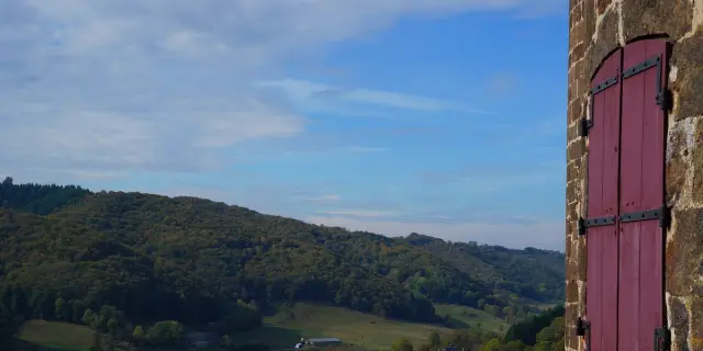 Chateau Danjony Traces De Voyages