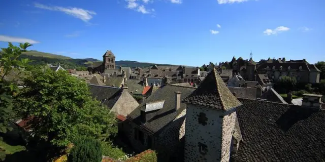 Salers © Ot Pays Salers Riothouse