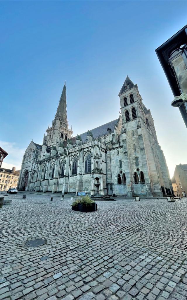 Kathedraal St Lazare ©celine Bacconnet