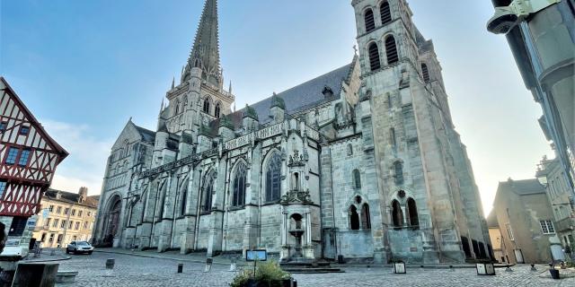 Kathedrale St. Lazare ©celine Bacconnet