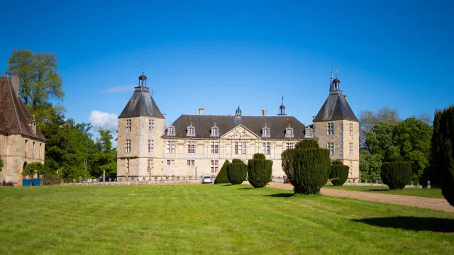 Château de Sully, les châteaux de Saône-et-Loire