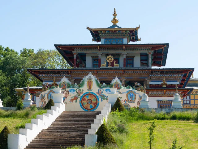 Temple Bouddhiste Paldenshangpa - Visitez le 71