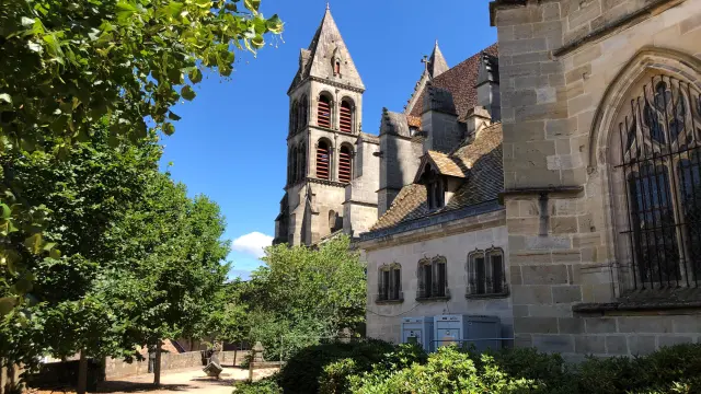 Cathedrale Saint Lazare Autun, côté jardin
