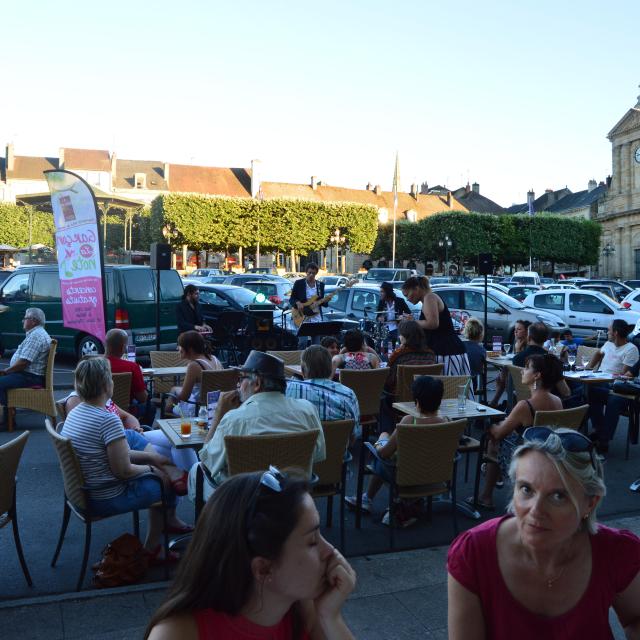 Inauguration-No Smoking Trio-Providers-Autun © (28)