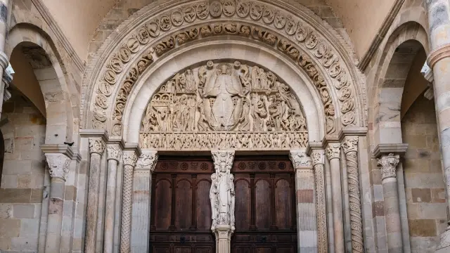 Tympan de la cathédrale Saint Lazare, Autun Morvan Tourisme