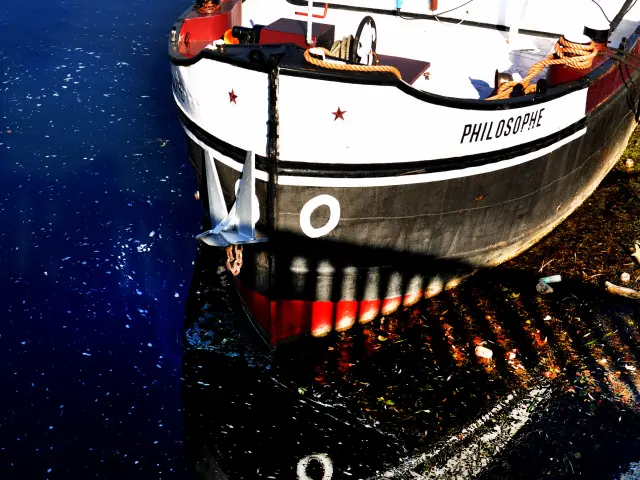 Péniche Philosophe Rivière