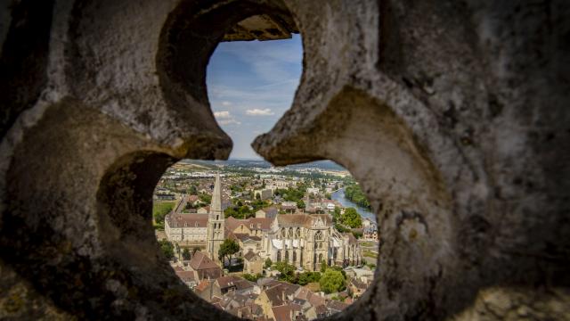 Détail + vue abbaye