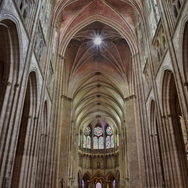 Intérieur cathédrale
