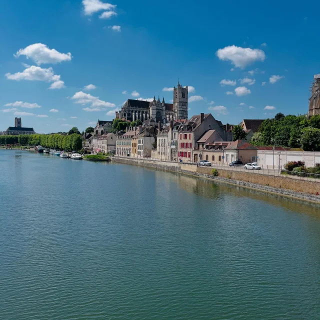 Instagram #auxerre