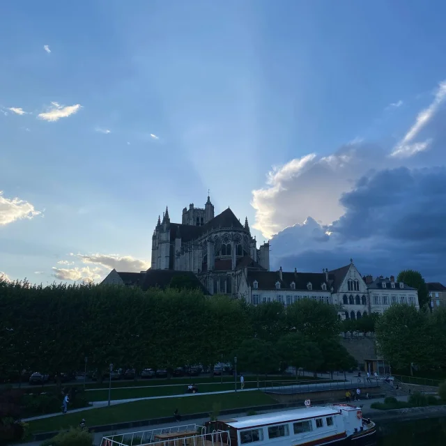 Instagram #auxerre