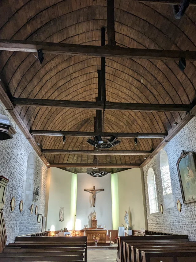 Interieur De Leglise De Champs Pah
