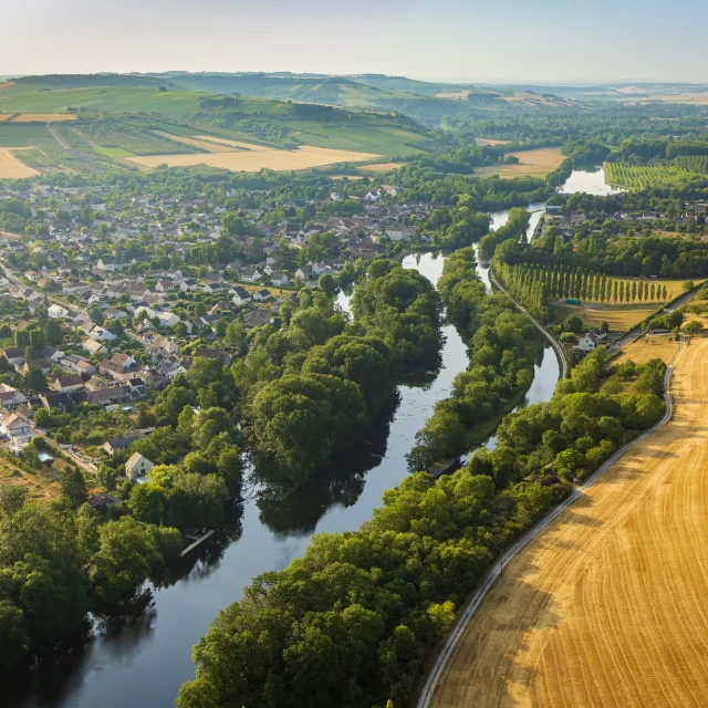 Vue Aerienne De Champs Sur Yonne Bivb Aurelien Ibanez