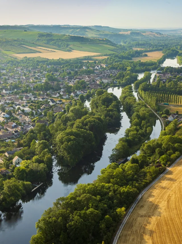 Vue Aerienne De Champs Sur Yonne Bivb Aurelien Ibanez