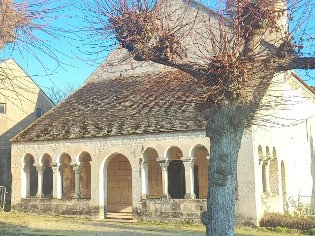 Porche Eglise Escolives Ot Auxerre