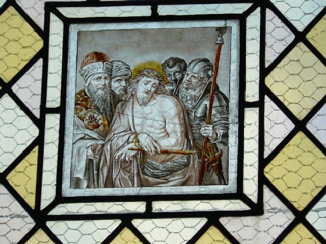 Vitrail Du Christ Aux Outrages Commune De Vallan