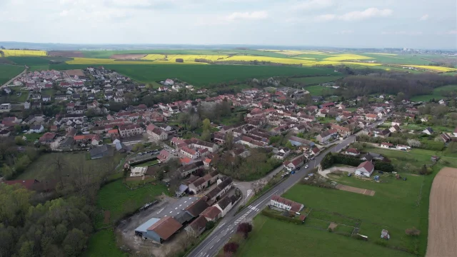 Vue Aerienne De Vallan Commune De Vallan
