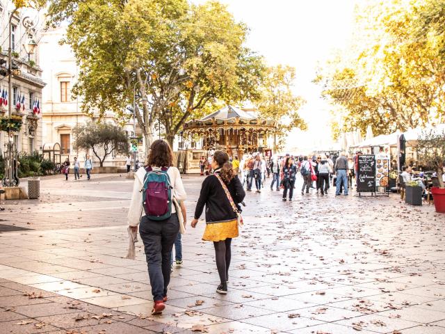 Place de l'Horloge. Credito: De Beaux Lents Demains