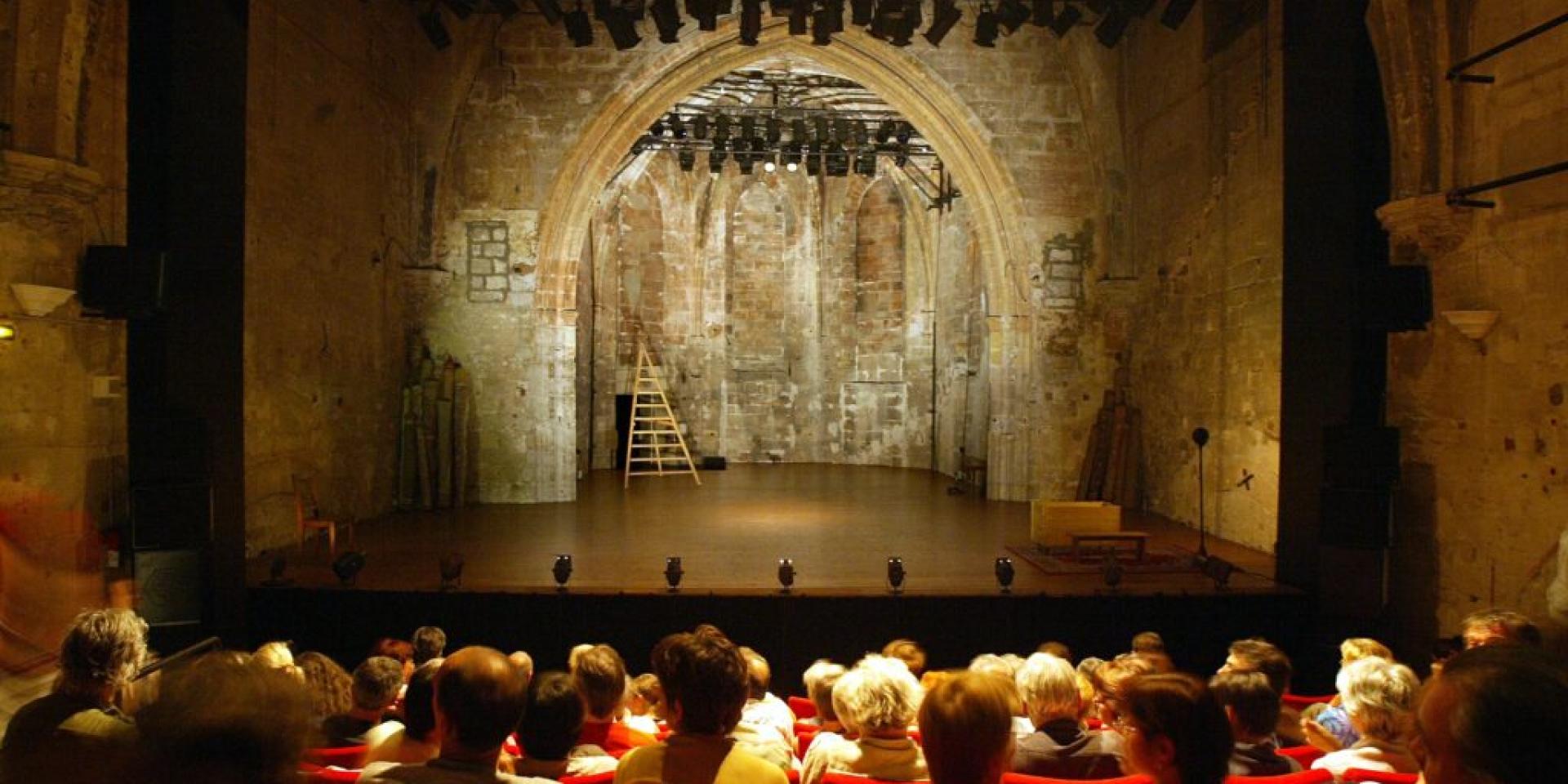 Salle Leo Ferre Con Pubblico 1024x685 1