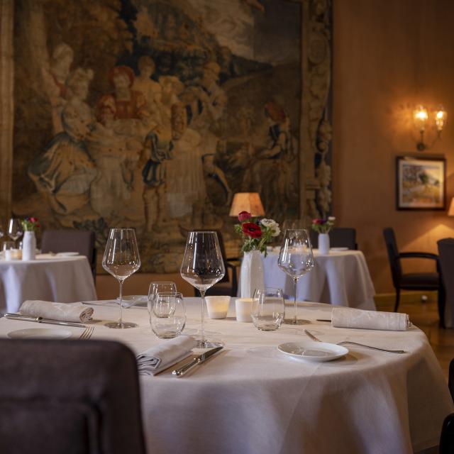 Salon La Mirande