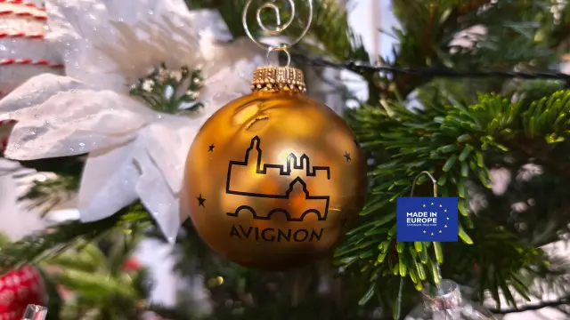 Weihnachtskugel Gold