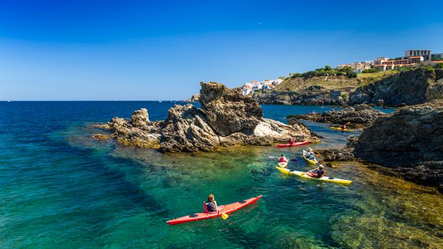 Banyuls sur mer dans les Pyrénées-Orientales vu de la mer