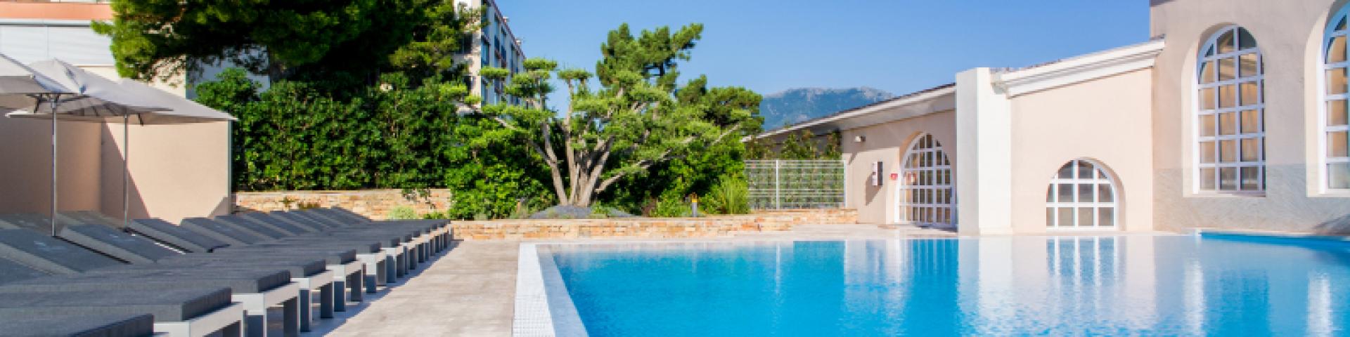 Piscine extérieure Coté Thalasso Banyuls