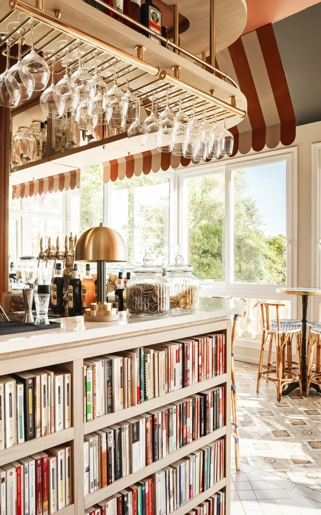 07.villa Camille Bar 1