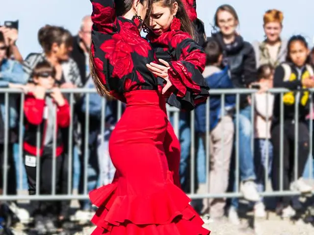 32169154 10211787059737428 8837597138025185280 N