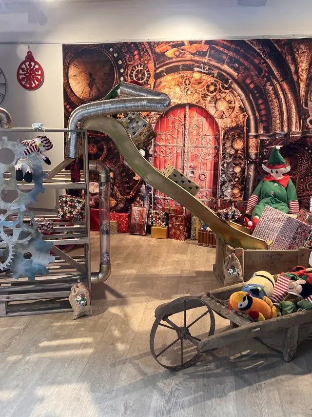 Vitrines de Noël à Salies-de-Béarn