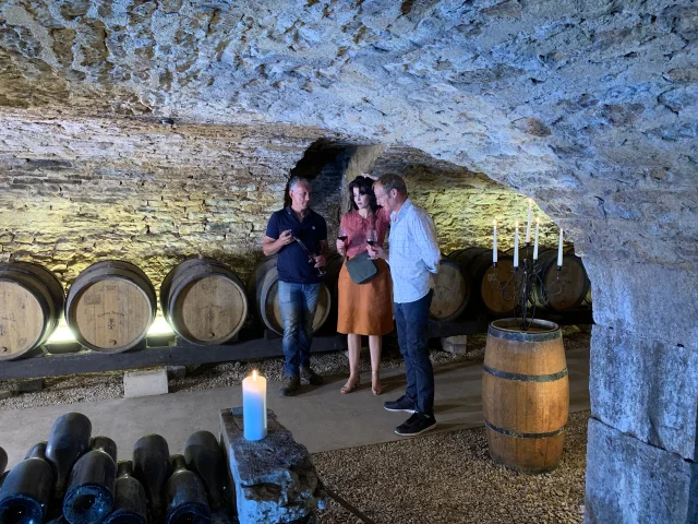 Degustation Weinkeller Burgund Winzer Verliebtes Paar