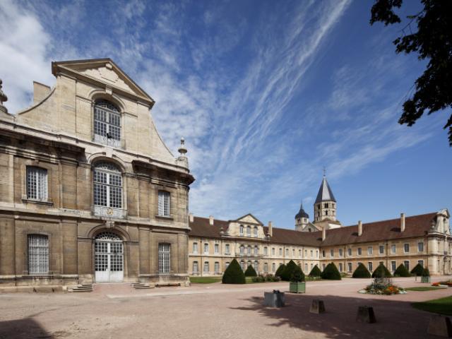 Abadía de Cluny, edificio conventual, fachada del jardín