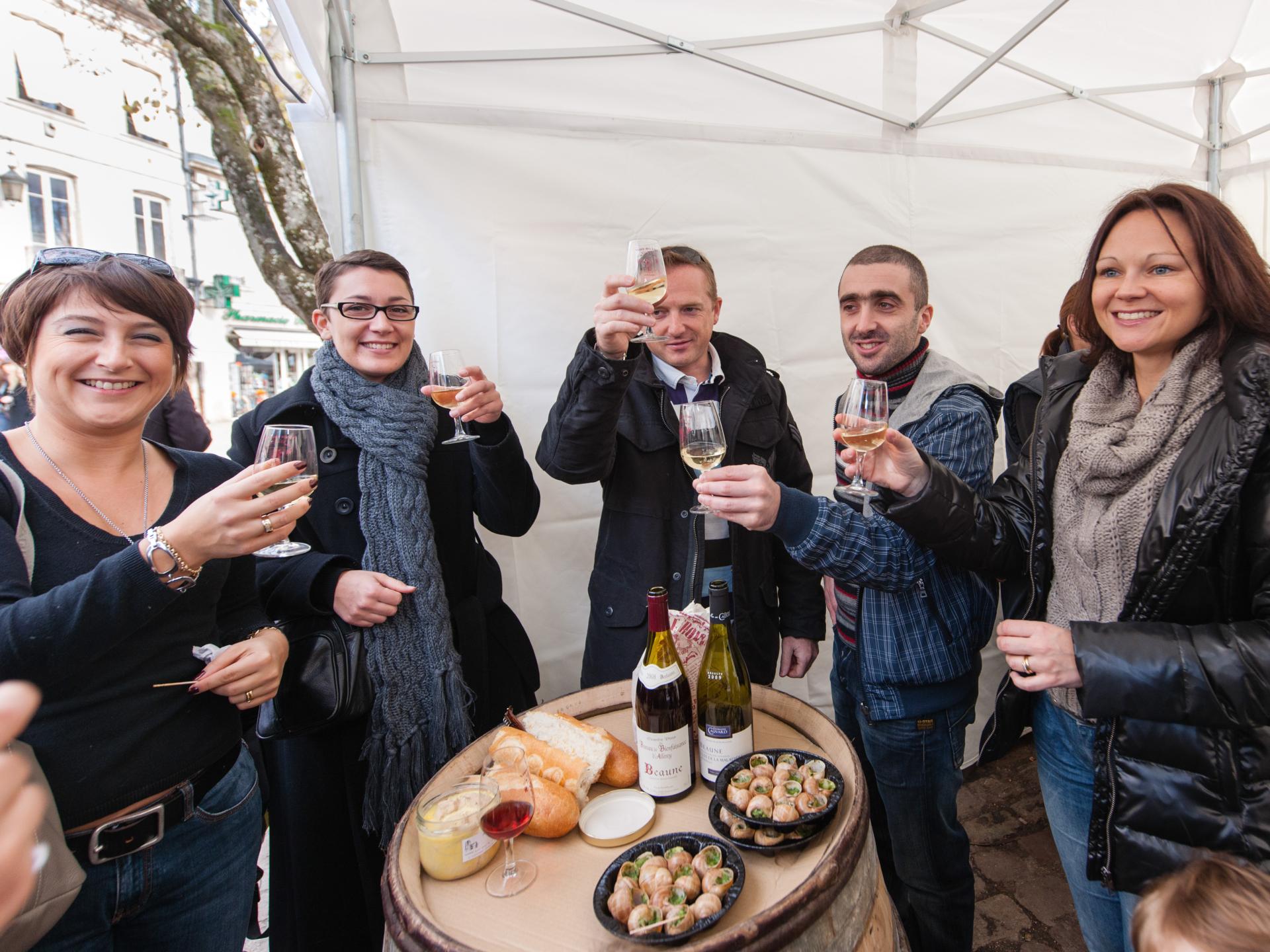 La Vente des Vins des Hospices de Beaune Beaune et le Pays Beaunois Tourisme Bourgogne La Vente des Vins des Hospices de Beaune Beaune et le Pays Beaunois Tourisme Bourgogne
