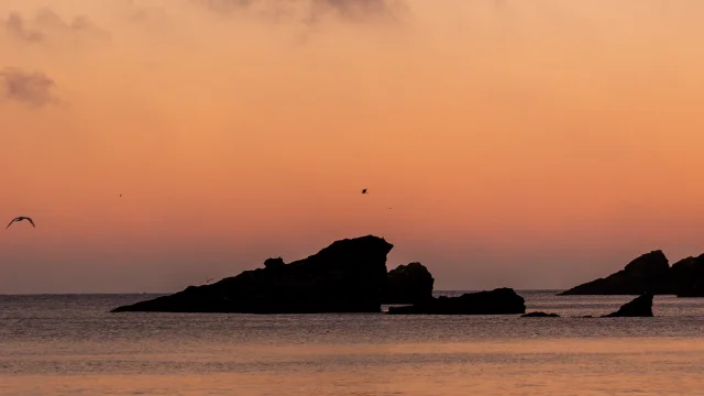 Yasmeen Besnier Belle Ile En Mer Stervraz Coucher De Soleil Pleine Lune Ciel Rose Sur La Mer