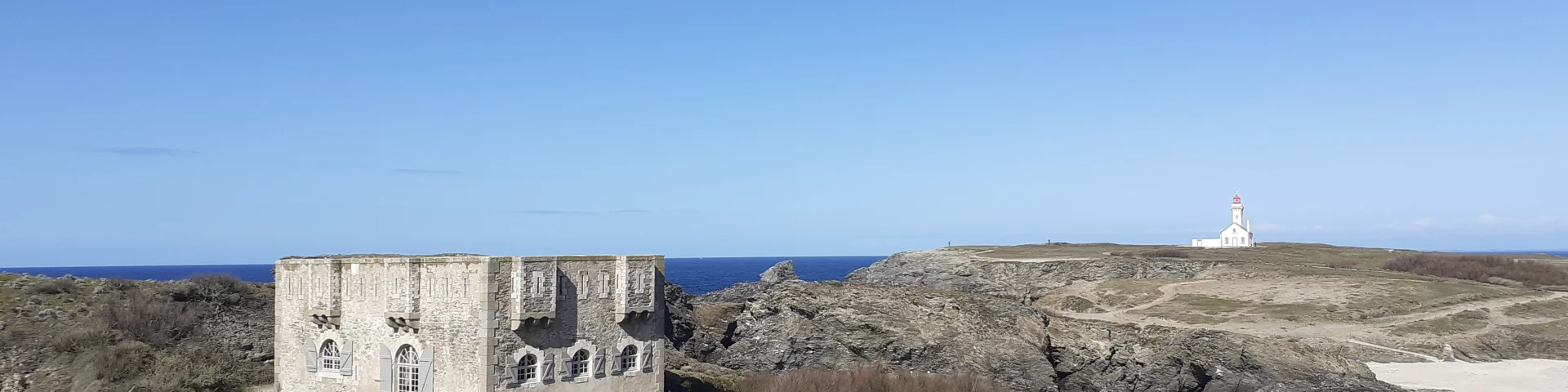 Fortin Et Phare Des Poulains Otbi Ldd 2