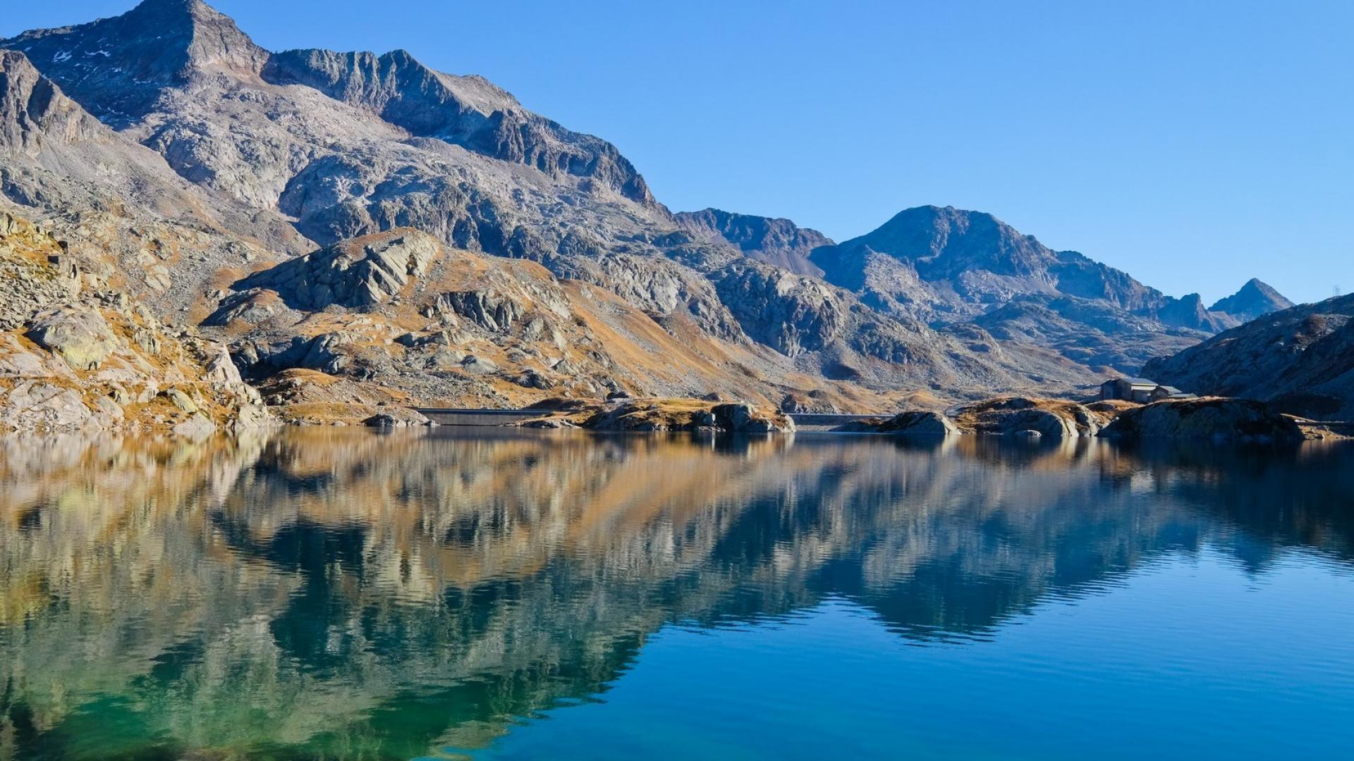 Lacs de montagne en Isère Belledonne