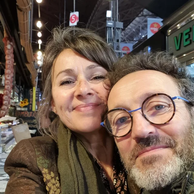 Selfie des propriétaires de la Maison d'Hôtes Au 46